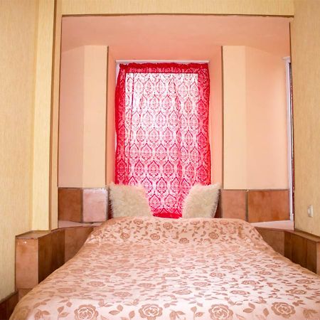Matras Hotel Киев Экстерьер фото